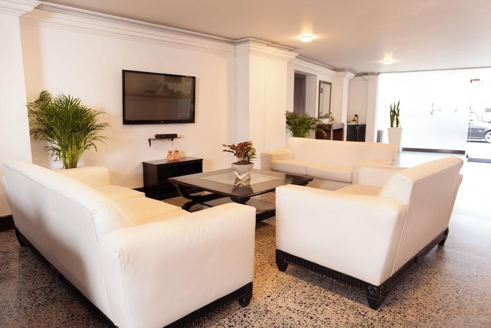 Tama Hotel Granada Real Cali - קאלי - בניין