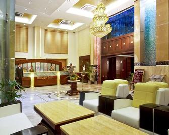 Hotel Gargee Grand - Patna - Lobby