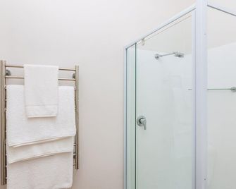 Wytonia Cabana - Port Fairy - Bathroom