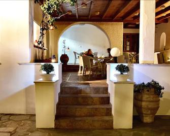 Syros Inn - Ermoupoli