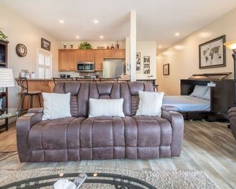 Pajaro Dunes Resort: Extraordinary Luxury At The Beach! Sleeps 6 - Watsonville - Wohnzimmer