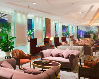 Holiday Inn Chengdu Century City-Westtower By IHG - Chengdu - Lounge