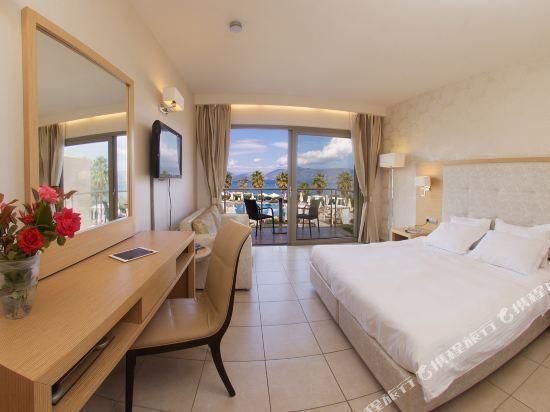 لونيان إيمرالد ريزورت