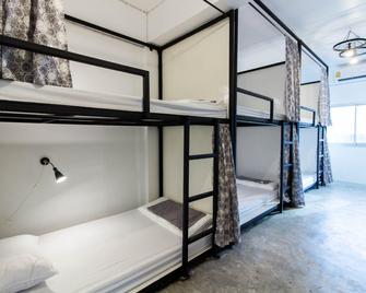 11:11 Hostel - Ayutthaya - Habitación