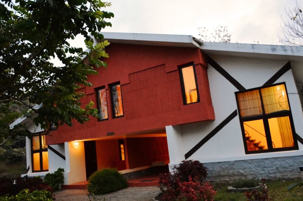 كادكاني ريفرسايد ريزورت