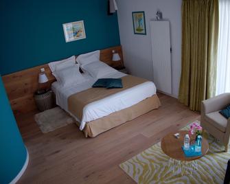 Les Ambeles - Saint-Magne-de-Castillon - Chambre