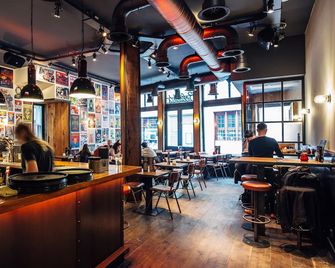 St Christophers Inn at The Winston - Amsterdam - Bar
