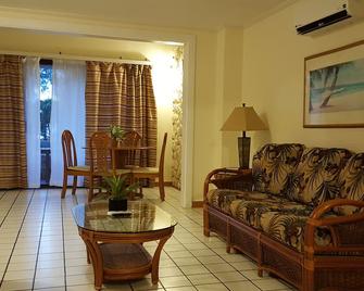 Chalan Kanoa Beach Hotel - Garapan - Sala de estar