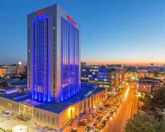 Sheraton Bucharest Hotel - Bucarest - Bâtiment