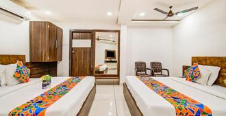 Fabhotel Rajnandani Residency - Indore - Bedroom