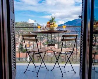 Casa Sofia Apartment - Pimonte - Balcone