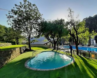 Hotel Spa Termes Carlemany - Les Escaldes - Pileta