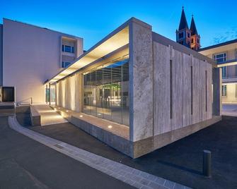 Burkardushaus, Tagungszentrum am Dom - Wurzburg - Building