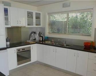 Orchard Garden - Reynella - Kitchen