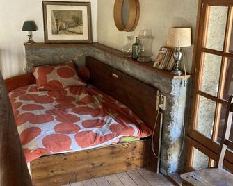 Charming House In Mountain Hamlet 20mn From Courchevel - Courchevel - Chambre