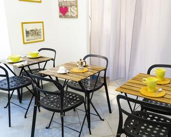 Salotto Piramide - Rome - Restaurant