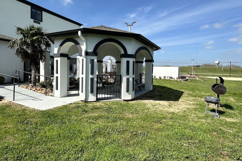 Outdoors view view of Comfort Inn and Suites