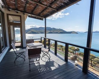 Hotel Green Plaza Shodoshima - Tonosho - Balcony
