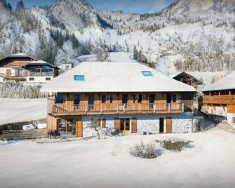 La Ferme Des Artistes - Ovo Network - Mieussy - Bâtiment