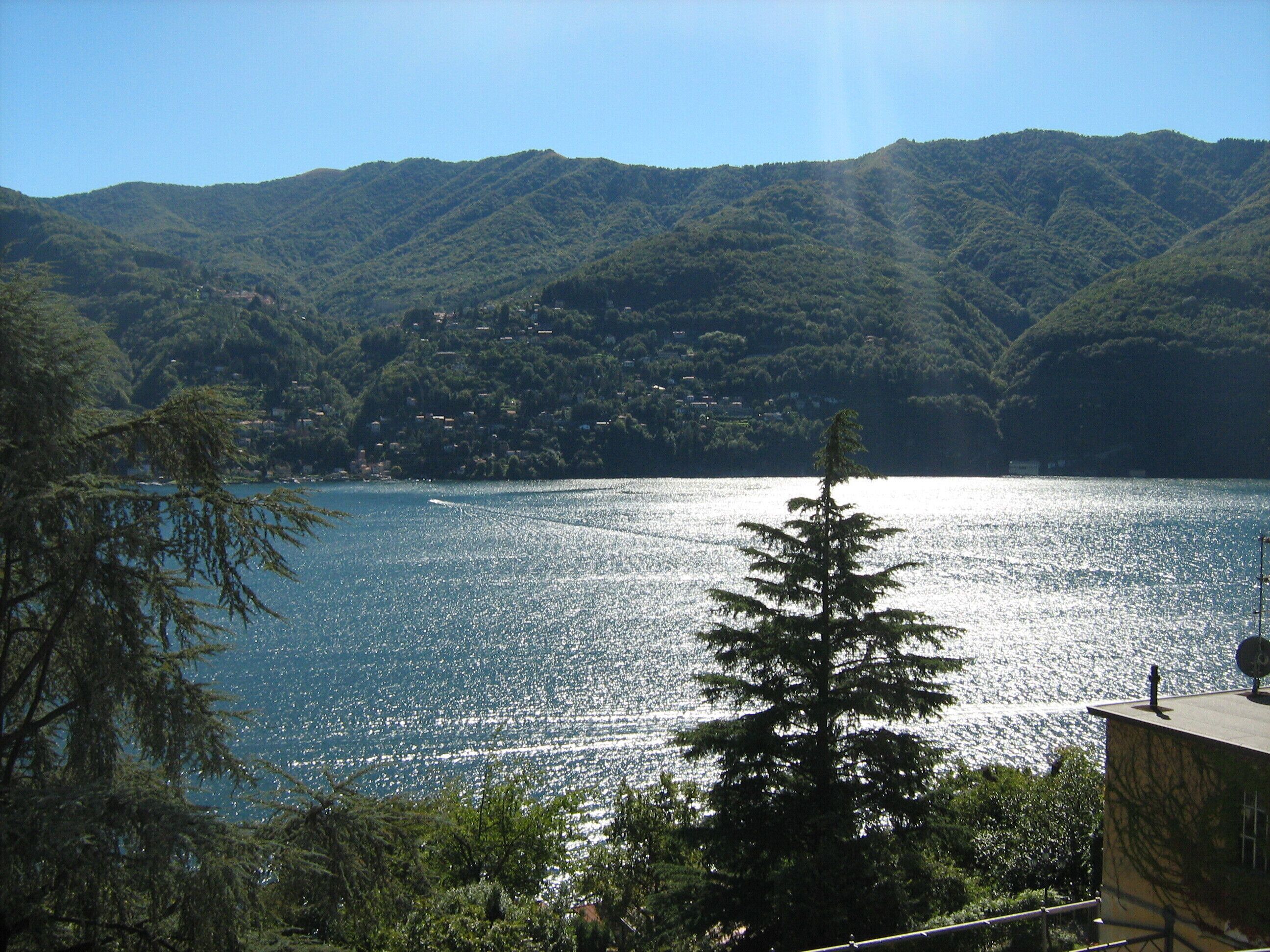 Hotel San Marino - Laglio - Widok na zewnątrz