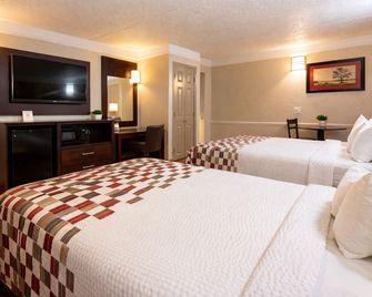 Red Roof Inn & Suites Houston- Hobby Airport - Houston