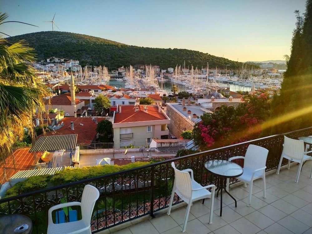 يالسين هوتل - سسمى - شرفة