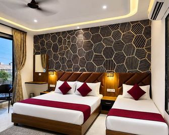 Hotel Aroma - Mathura