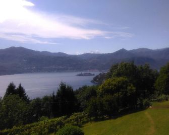Terrazza sul lago - Ameno - Vista del exterior