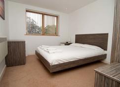 Southampton Serviced Apartment - Southampton - Bedroom