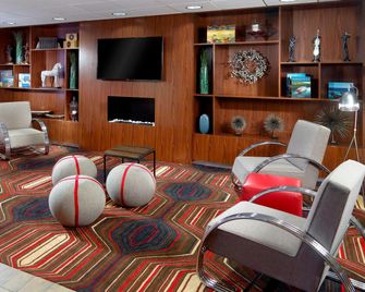 Four Points by Sheraton Nashville Airport - Nashville - Oleskelutila