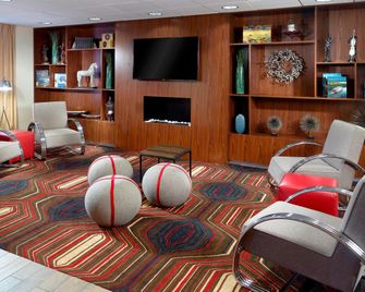 فور بوينتس باي شيراتون ناشفيل آيربورت - ناشفيل (تينيسي) - ردهة