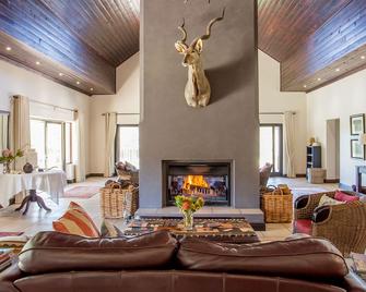 Wildehondekloof Game Lodge - Buffelskloof - Sala de estar