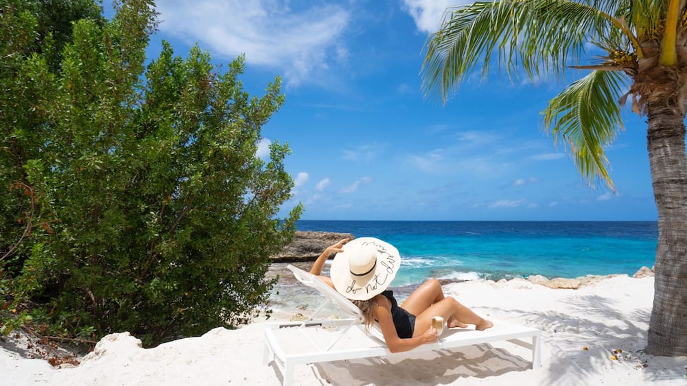 Papagayo Beach Hotel