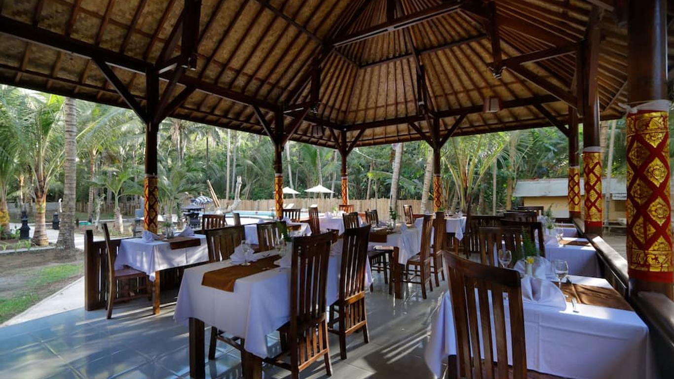 Crystal Bay Villa & Residence