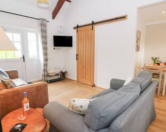Dryslwyn Cottage, Pet Friendly, With A Garden In Llandeilo - Carmarthen - Salon