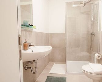 Haven - Hotel Dona - Bergisch Gladbach - Bad