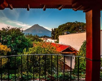 Naif Boutique Hotel - Antigua Guatemala - Balcón