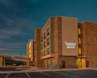 Fairfield Inn & Suites by Marriott Flagstaff East - Flagstaff - Building