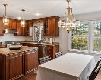 Lakeside Home - Brookfield