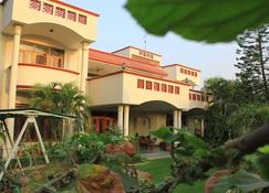 Savrupson Modern Villa ( Bed & Breakfast ) - Jalandhar - Toà nhà