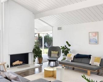 Eichler Mid-Century Perfect Wfh, Relax & Entertain - Orange - Living room