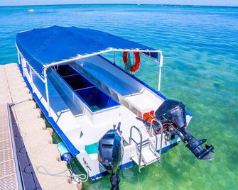 Blue Bay Holiday Resort - Blue bay