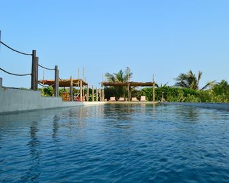 La Maison Bleue Lome - Lomé - Pool