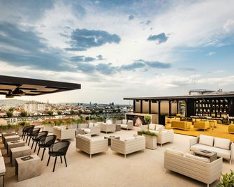 Mooons Vienna - Vienna - Building