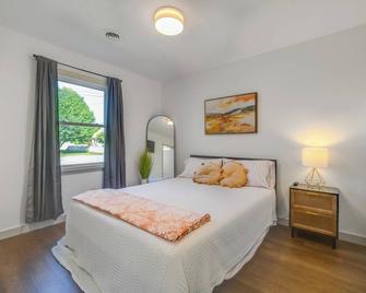 The Nook in Elizabethton - Elizabethton