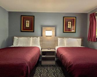 Hometown Inn Athens - Athens - Bedroom