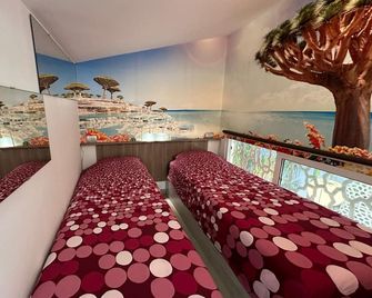 Birdcage Gay Men Resort and Lifestyle Hotel - Maspalomas - Bedroom
