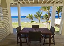 Seaside Beachfront Villas - Rarotonga - Patio