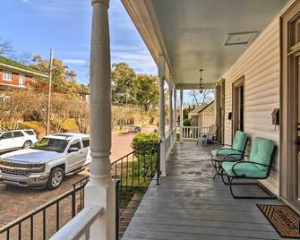 Bright Apartment, Near Vicksburg Military Park! - Vicksburg - Balcony