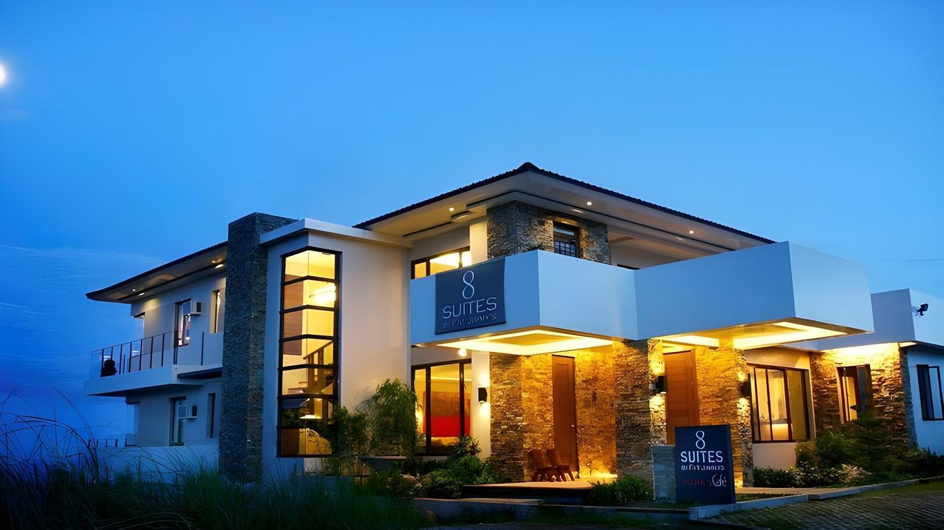 8 Suites By Fat Jimmy's